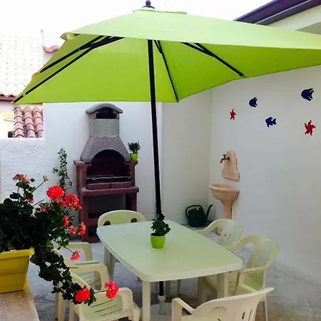 Grosse In Mit Grill Und Garten Apartment *