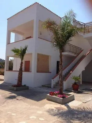 Grosse In Mit Grill Und Garten Διαμέρισμα Balestrate
